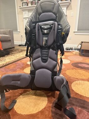 Deuter Kid Comfort III Child Carrier in Gray